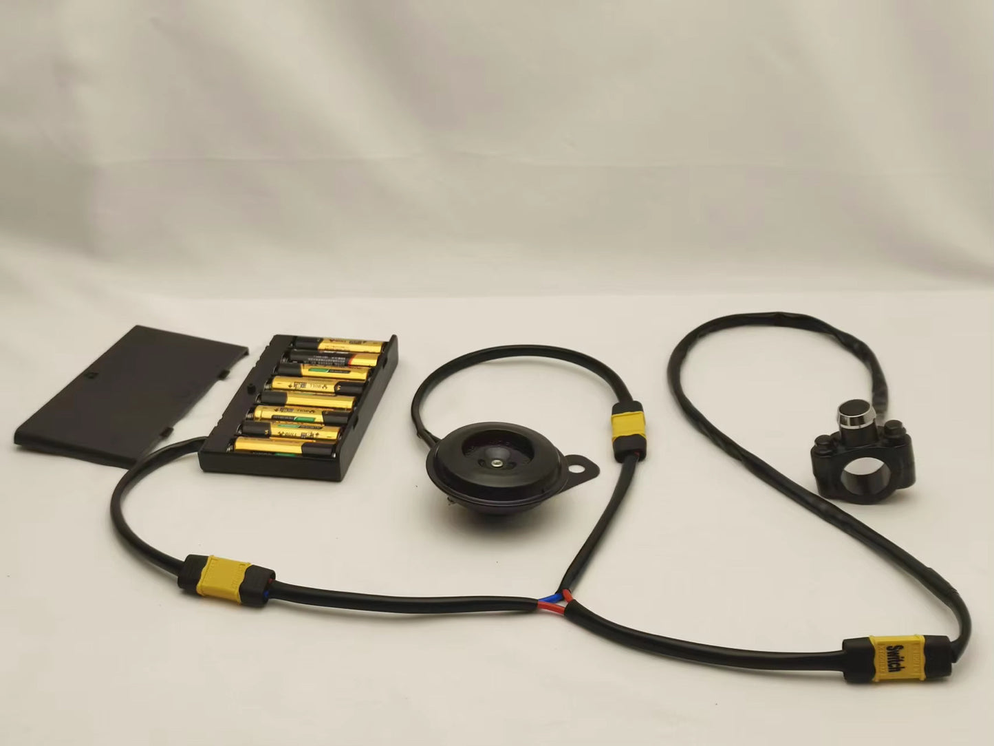 Battery powered Surron horn
